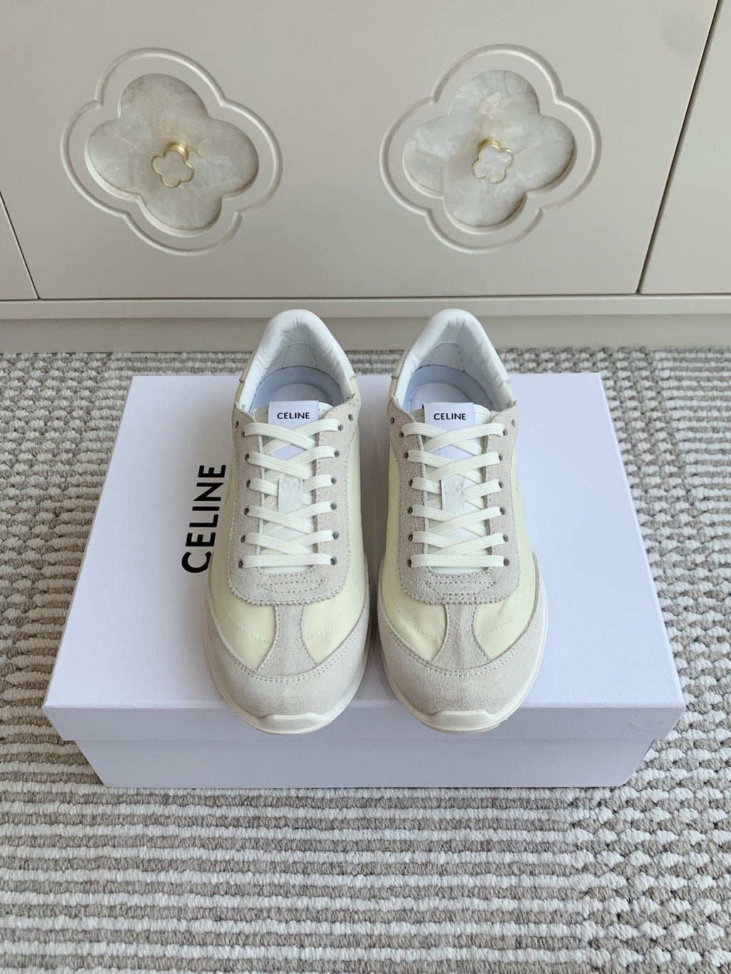 CELINE 26S TRIOMPHE RUNNER SNEAKERS IN CREAM WHITE NYLON AND LIGHT GREY SUEDE