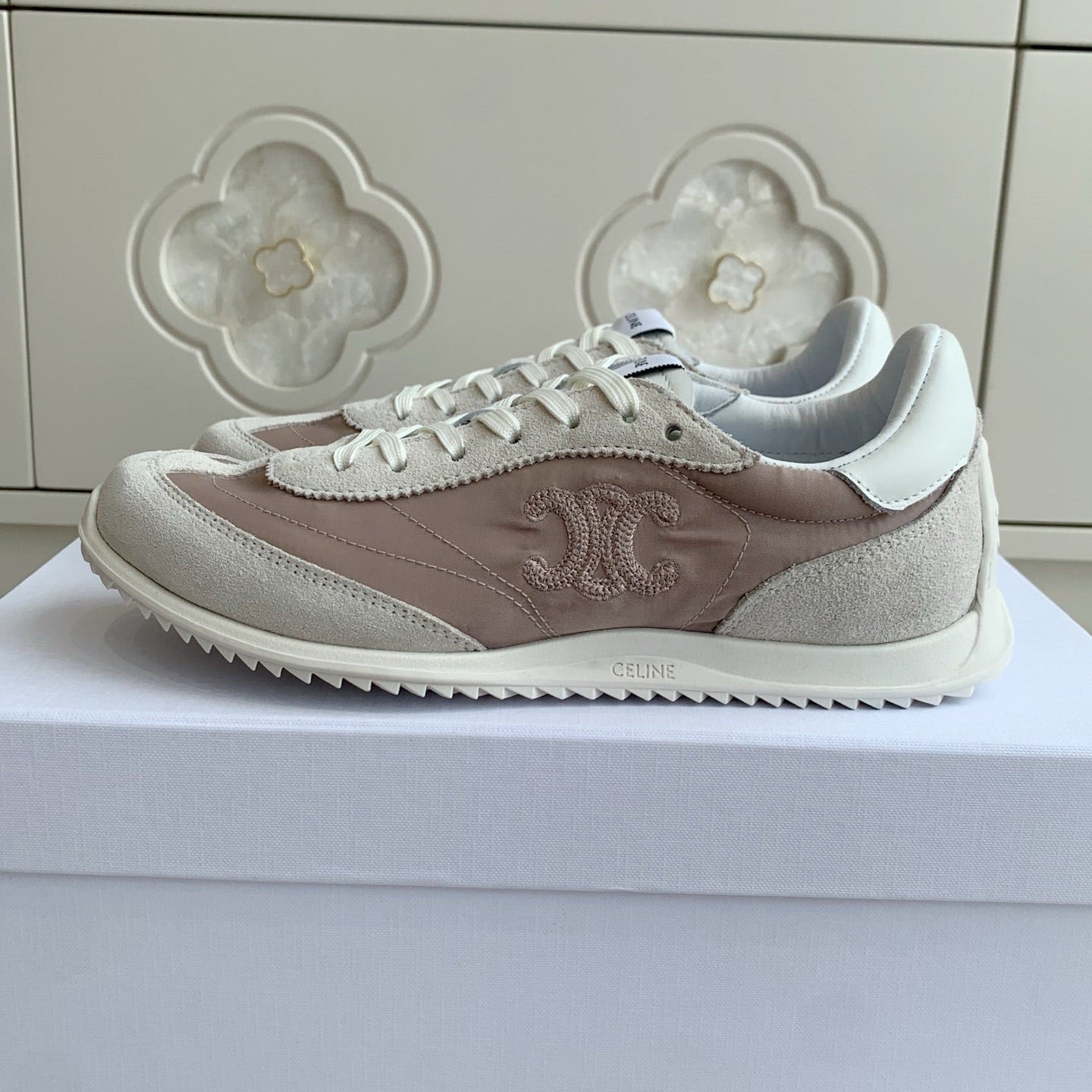 CELINE 26S TRIOMPHE RUNNER SNEAKERS IN MAUVE TAUPE NYLON AND LIGHT GREY SUEDE