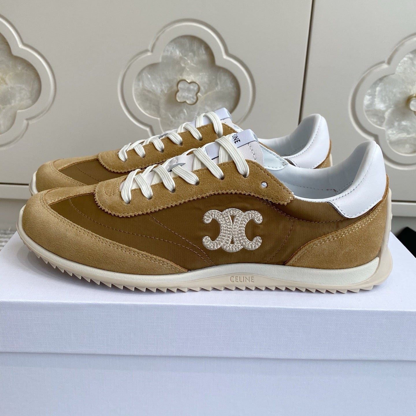 CELINE 26S RUNNER SNEAKERS IN SAND BEIGE SUEDE AND CARAMEL BROWN NYLON