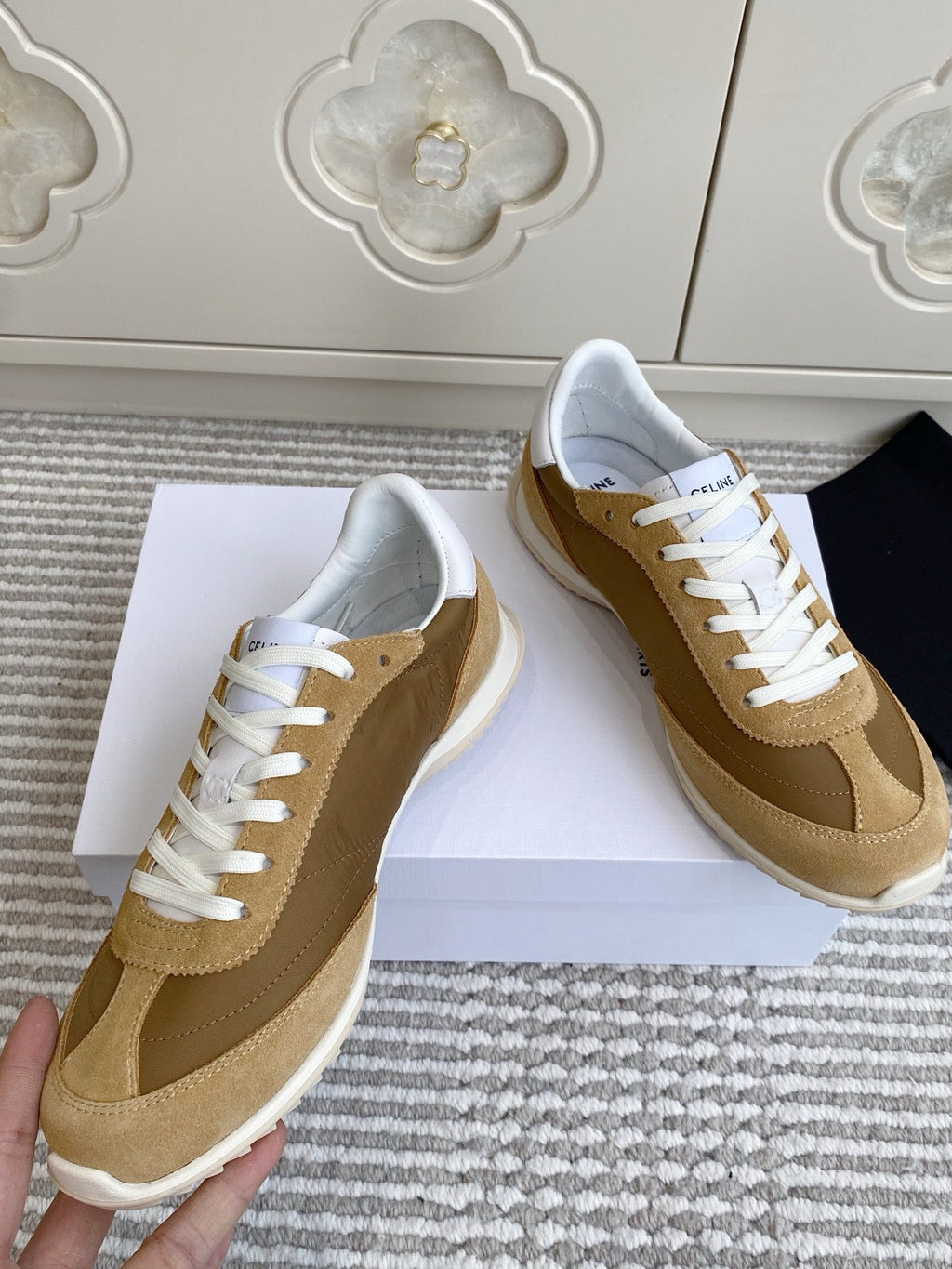 CELINE 26S RUNNER SNEAKERS IN SAND BEIGE SUEDE AND CARAMEL BROWN NYLON