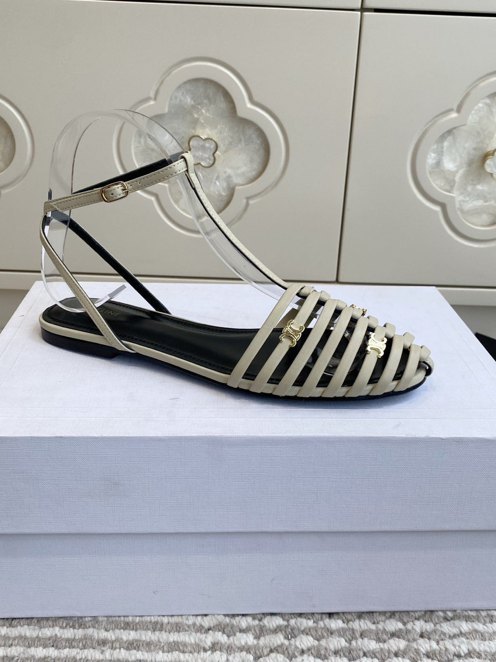 CELINE 26S CLEA TRIOMPHE GLADIATOR SANDALS IN BEIGE LAMBSKIN