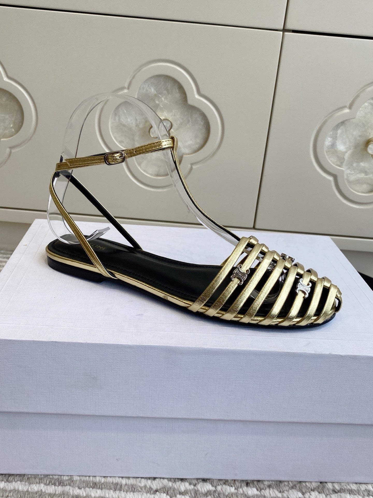 CELINE 26S CLEA TRIOMPHE GLADIATOR SANDALS IN GOLD LAMBSKIN