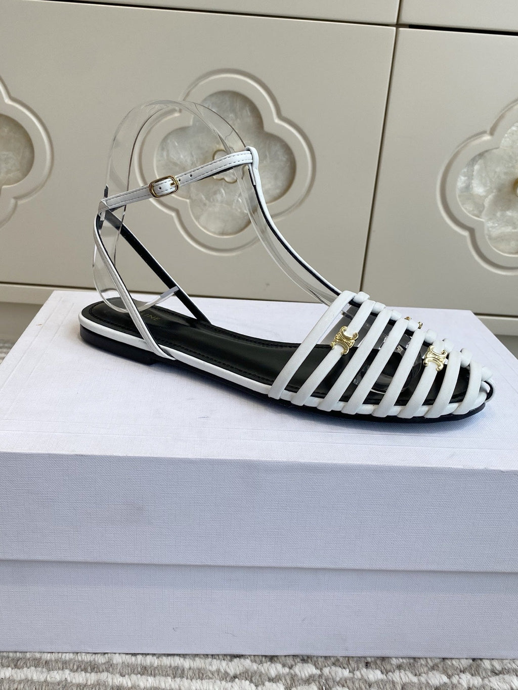 CELINE 26S CLEA TRIOMPHE GLADIATOR SANDALS IN WHITE LAMBSKIN