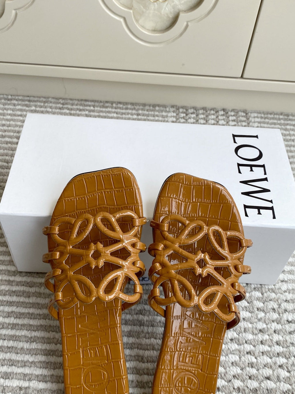 LOEWE 26S SLIDE SANDALS IN CARAMEL BROWN CROC-EMBOSSED PATENT CALFSKIN