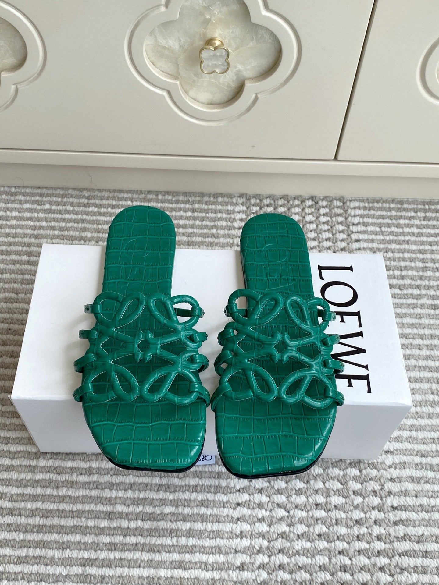 LOEWE 26S SLIDE SANDALS IN GREEN CROC-EMBOSSED CALFSKIN