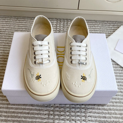 DIOR 26S LOW TOP SNEAKERS IN BEIGE CANVAS