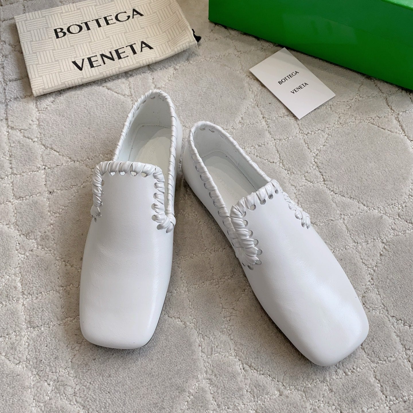 BOTTEGA VENETA 26S SABATO LOAFERS IN WHITE CALFSKIN