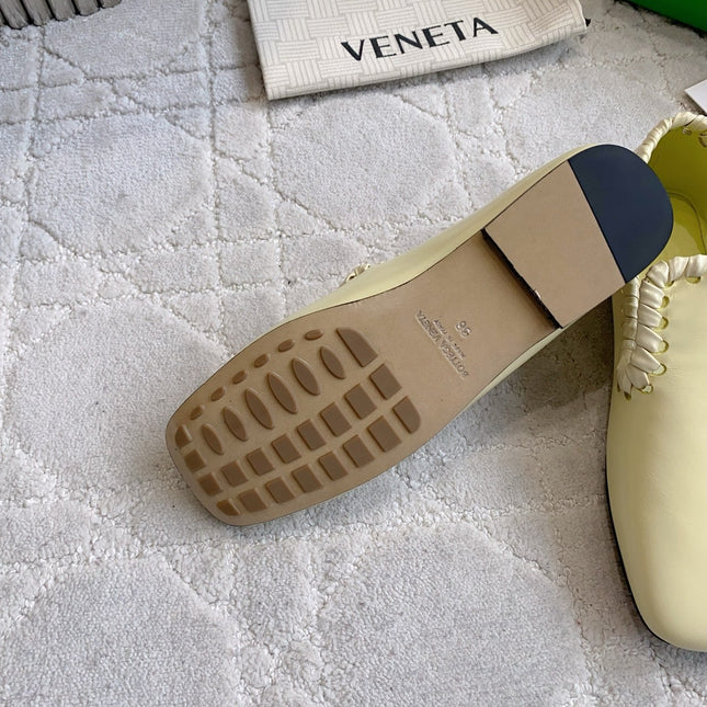BOTTEGA VENETA 26S SABATO LOAFERS IN MUSTARD YELLOW CALFSKIN