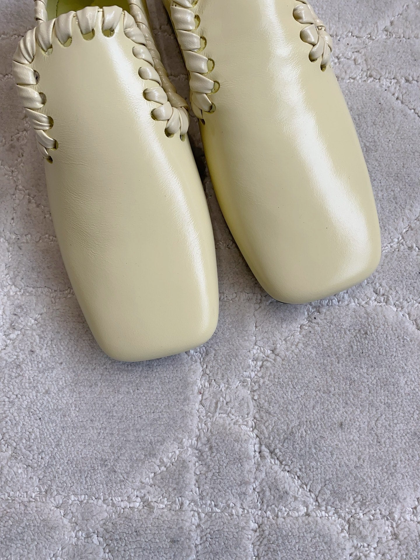 BOTTEGA VENETA 26S SABATO LOAFERS IN MUSTARD YELLOW CALFSKIN