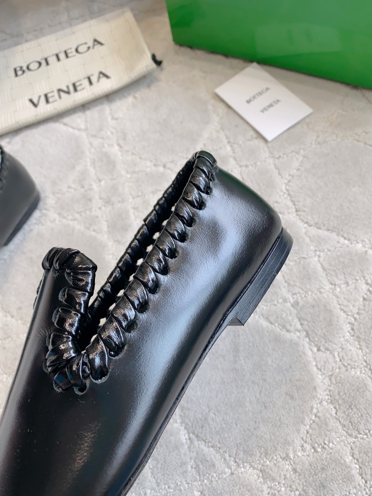 BOTTEGA VENETA 26S SABATO LOAFERS IN BLACK CALFSKIN