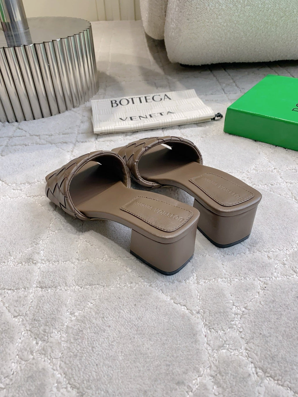 BOTTEGA VENETA 26S SQUARE-TOE HIGH-HEEL SANDALS 50 MM IN DARK BROWN LAMBSKIN