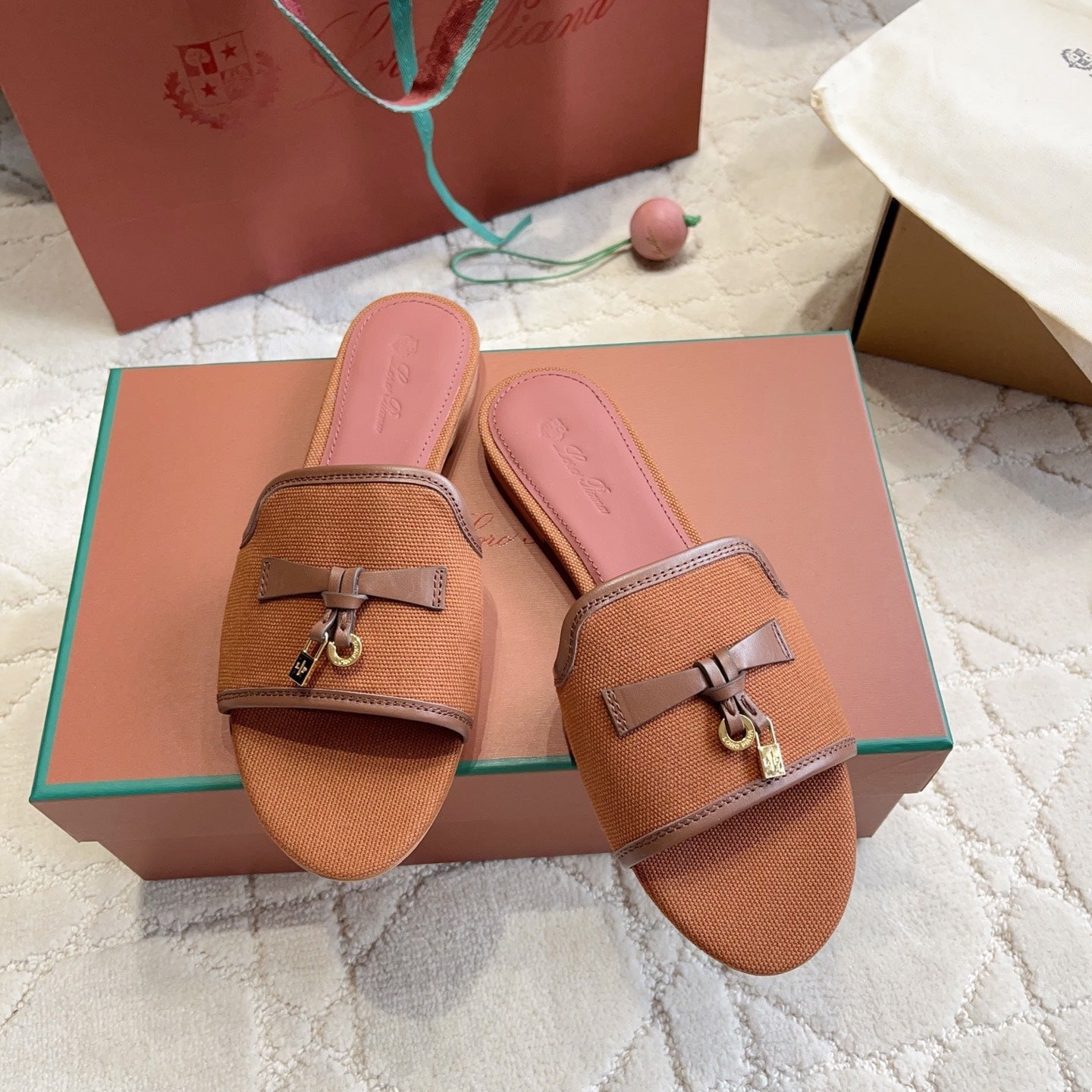 LP 26S SLIDES IN BRICK ORANGE CANVAS AND CALFSKIN