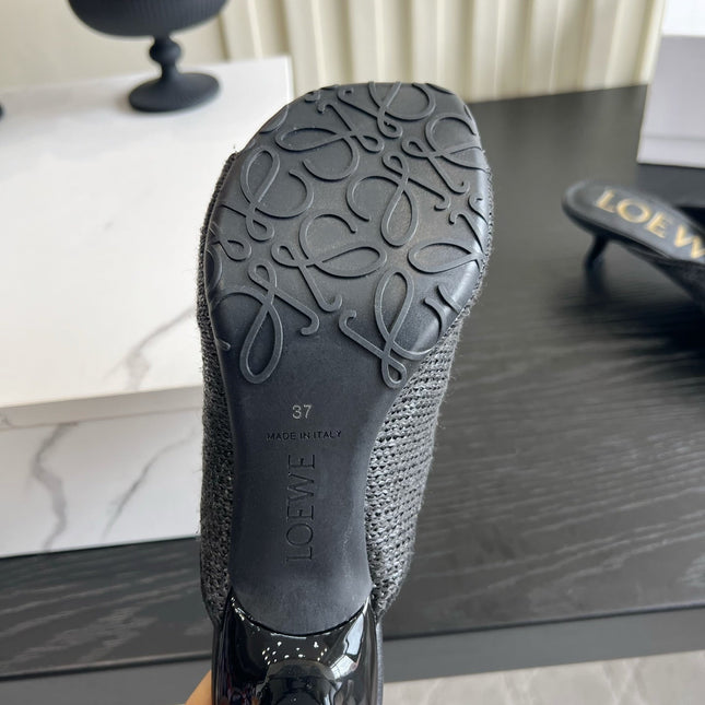 LOEWE 26S HIGH-HEEL SANDALS 45 MM IN BLACK RAFFIA AND LAMBSKIN