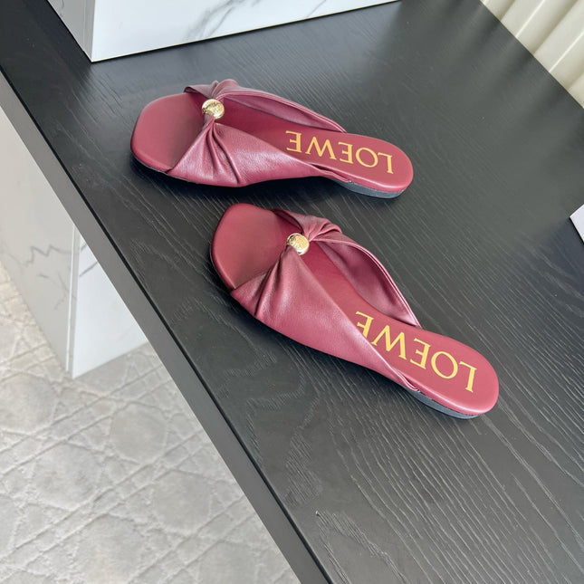 LOEWE 26S SANDALS IN DARK RED LAMBSKIN