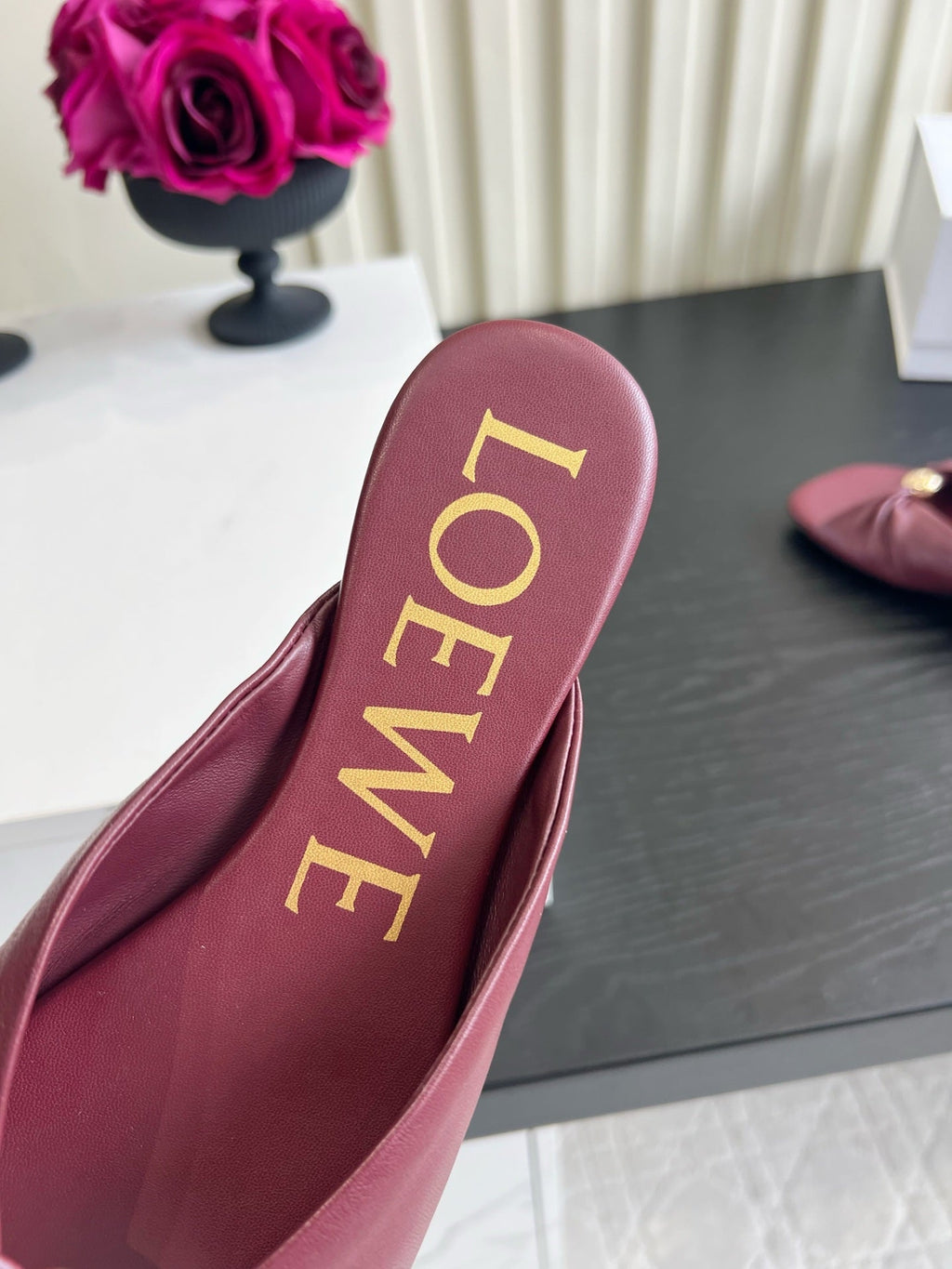 LOEWE 26S SANDALS IN DARK RED LAMBSKIN