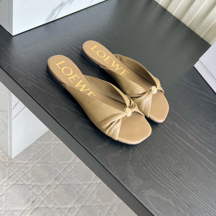 LOEWE 26S SANDALS IN MOCHA BROWN LAMBSKIN