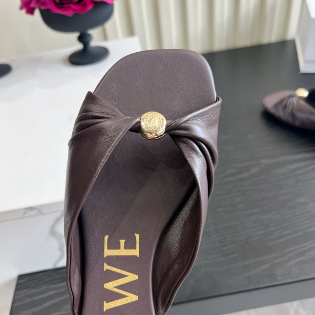 LOEWE 26S SANDALS IN BROWN LAMBSKIN