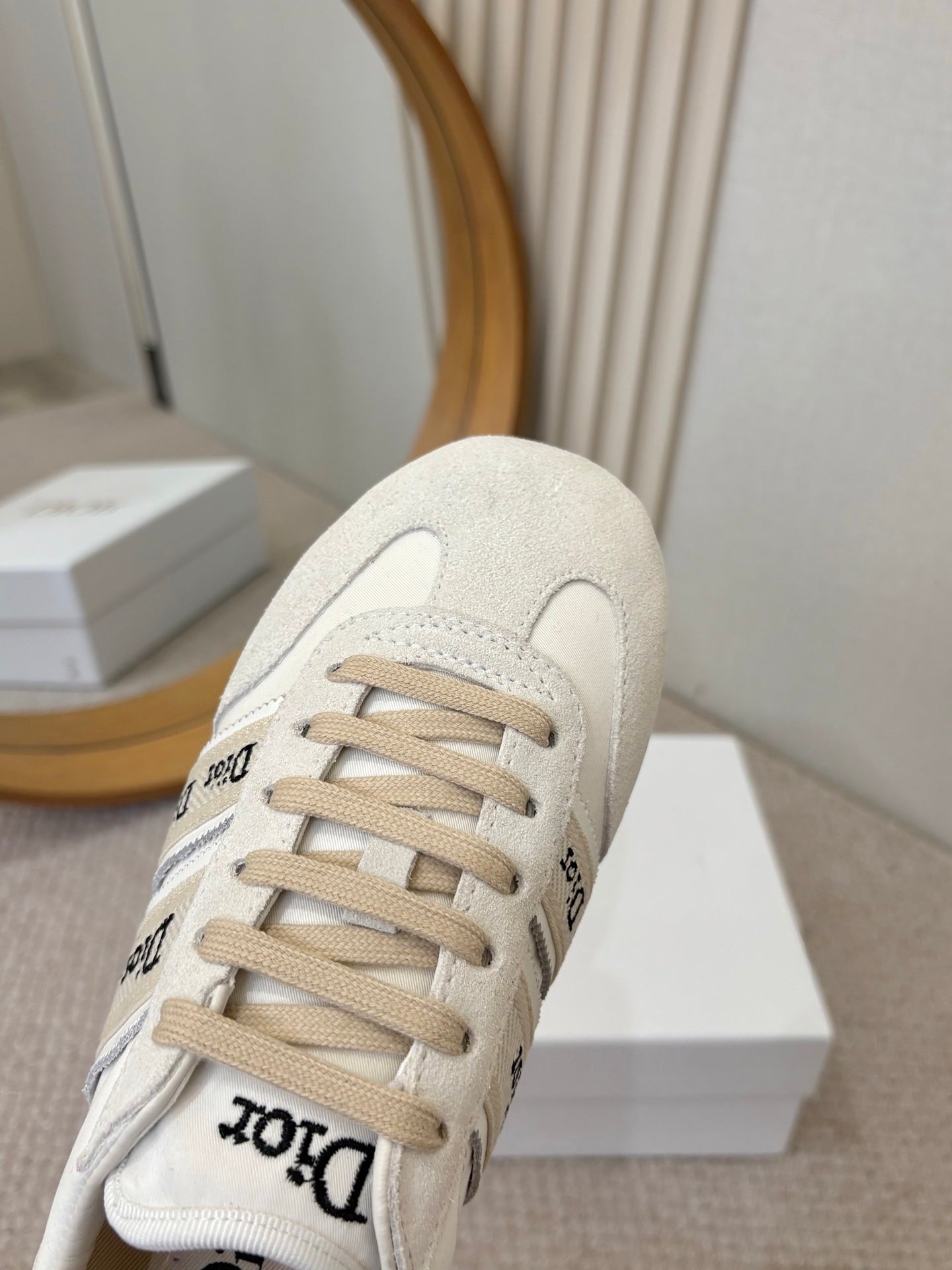 DIOR 26S SNEAKERS IN CREAM WHITE SUEDE