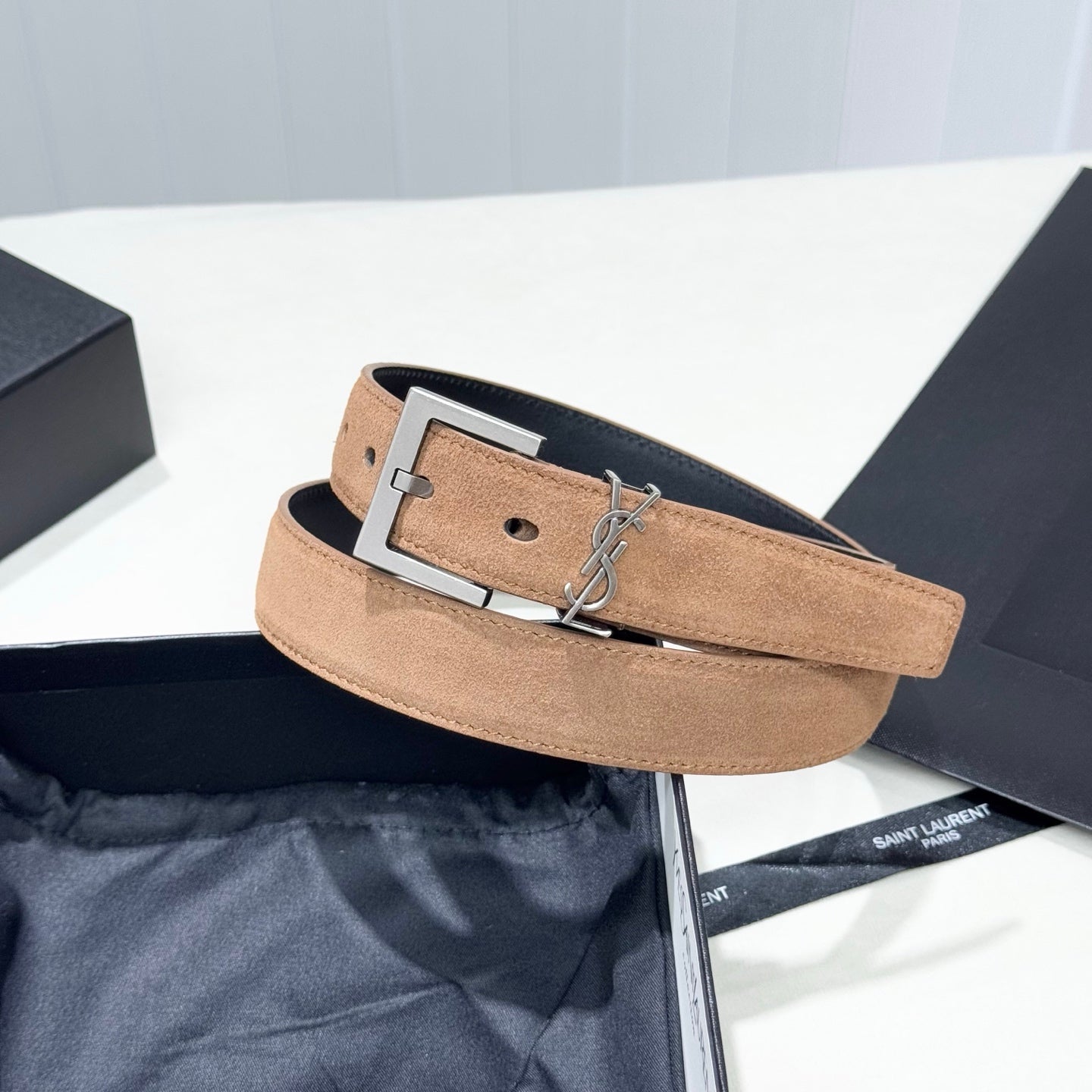 YSL 25S BELT 30 MM IN CARAMEL BROWN SUEDE 586762