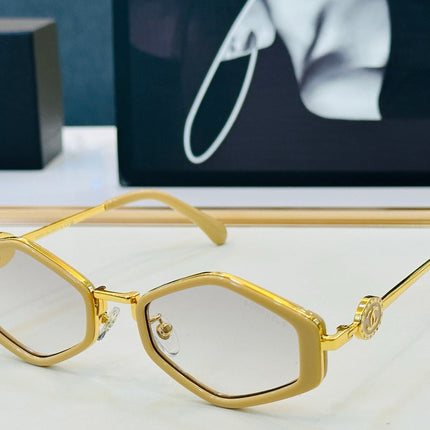 CHANEL 26S GEOMETRIC FRAME IN ACETATE 403023