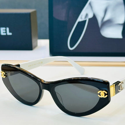 CHANEL 26S ANGULAR CAT-EYE FRAME IN ACETATE 404680