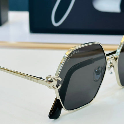 CHANEL 26S POLYGON SHAPE IN ACETATE 413486