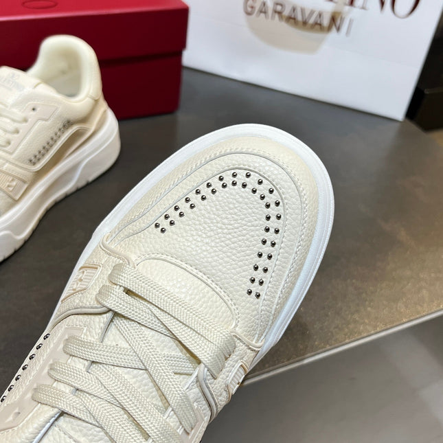 VALENTINO 26S ONESTUD SNEAKERS IN CREAM WHITE CALFSKIN