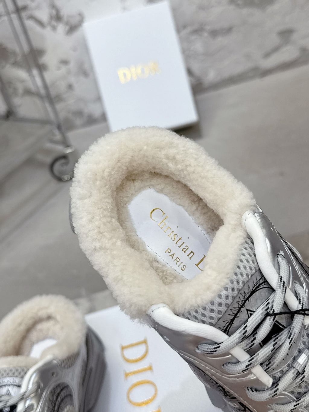 CHRONO SNEAKER IN GREY AND SILVER CALFSKIN AND MESH