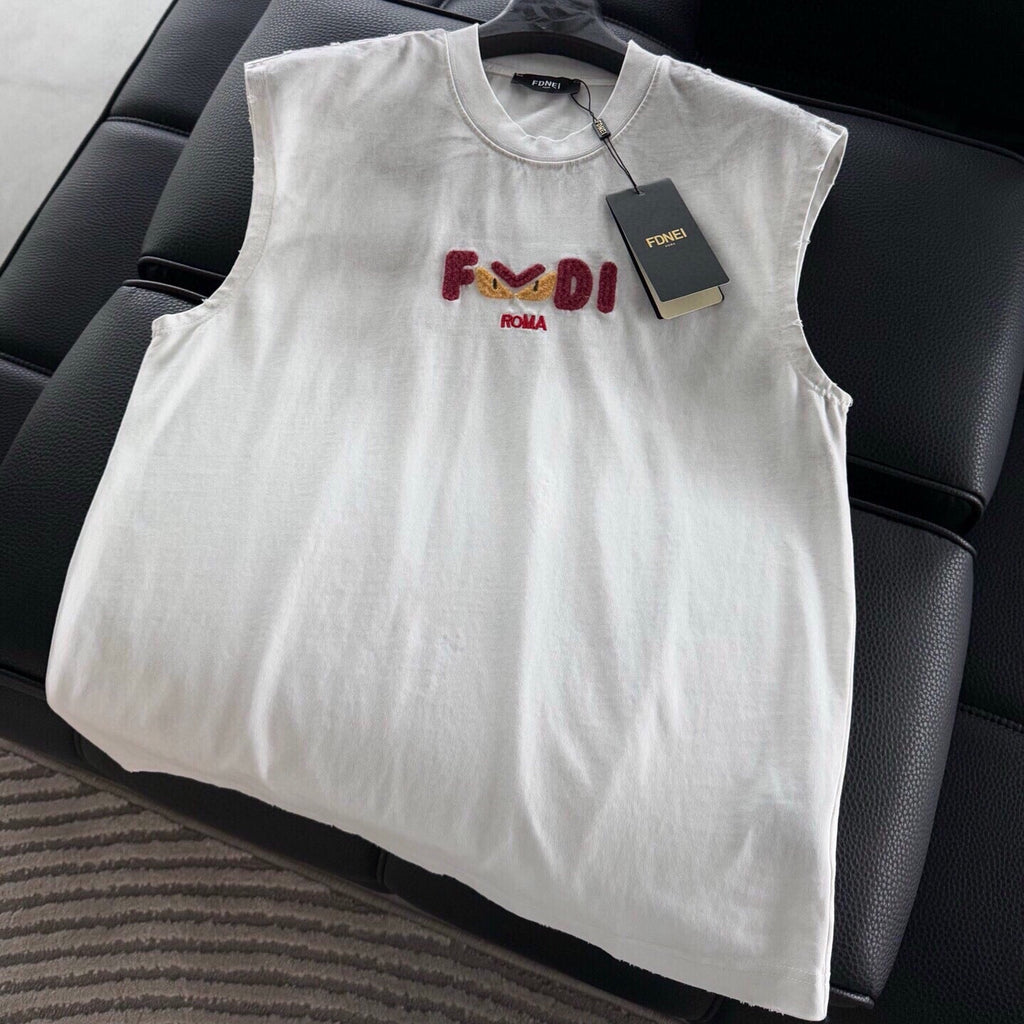 FENDI 26S SLEEVELESS T-SHIRT 157