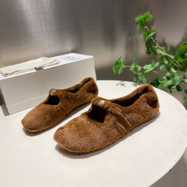 LOEWE 26S BALLET FLATS IN BROWN CARAMEL SHEARLING