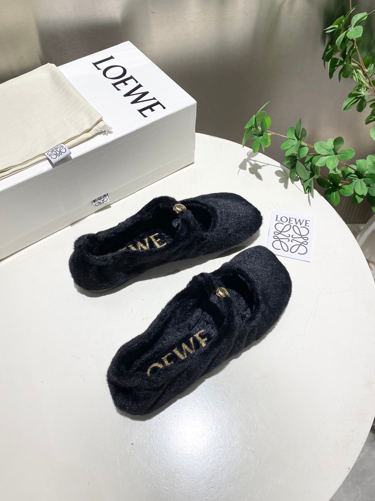 LOEWE 26S BALLET FLATS IN BLACK SHEARLING