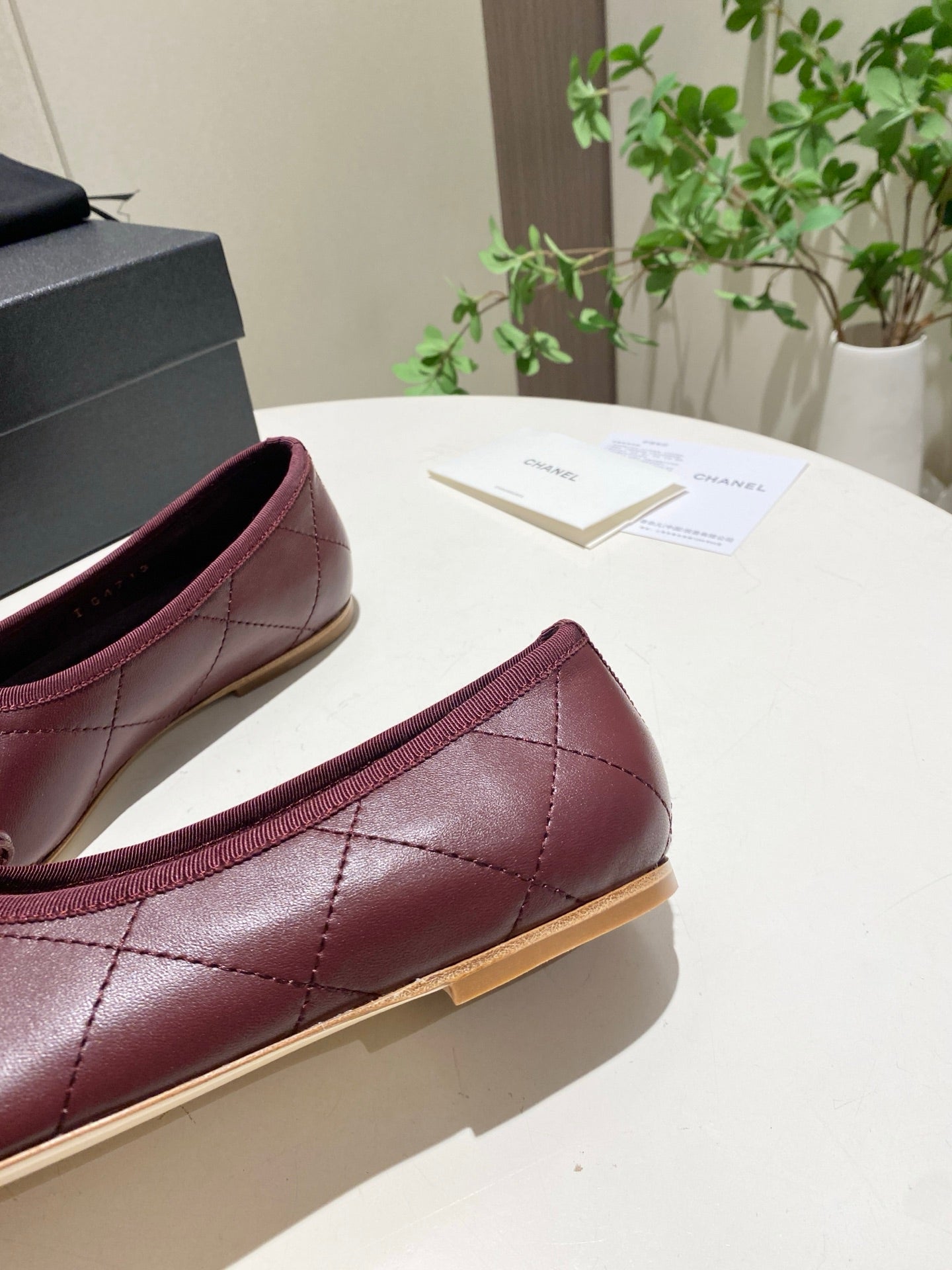 CHANEL 26S FLATS IN DARK RED LAMBSKIN WITH BOW