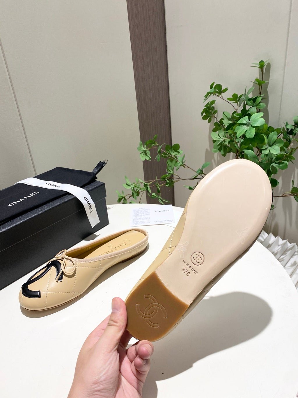 CHANEL 26S FLAT MULES IN BEIGE LAMBSKIN
