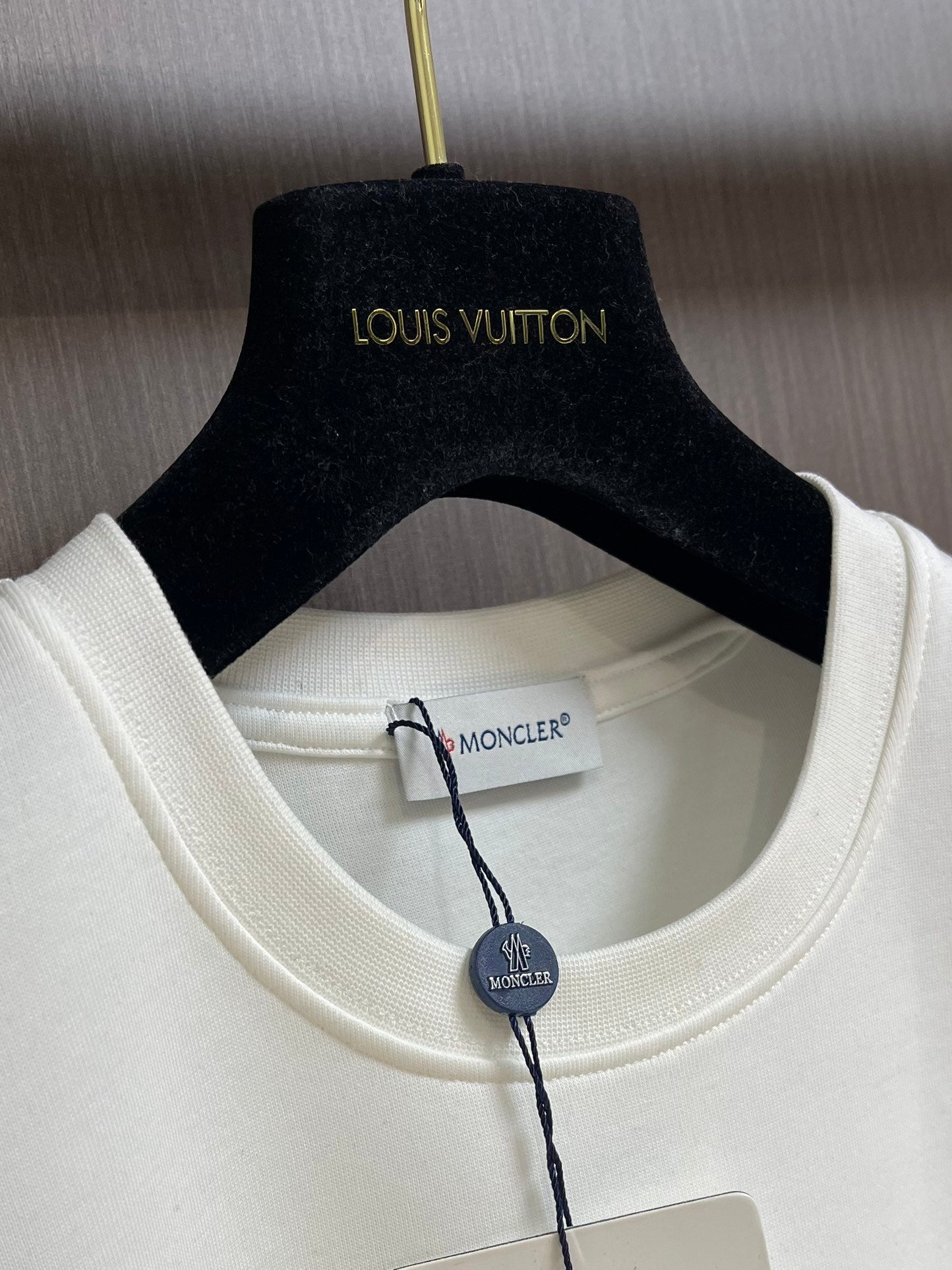MONCLER 26S CREWNECK SWEATSHIRT 537