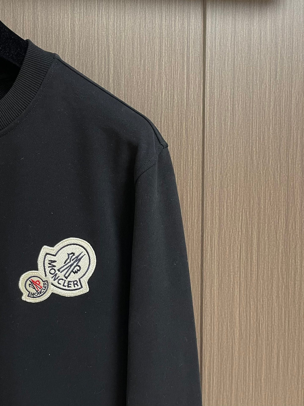 MONCLER 26S CREWNECK SWEATSHIRT 536