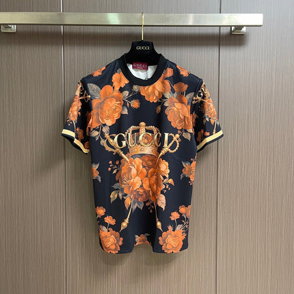 GUCCI 26S SHORT-SLEEVE T-SHIRT AND SHORTS SET 565