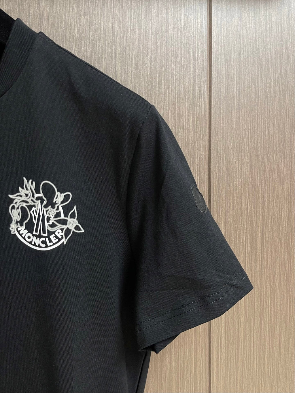 MONCLER 26S SHORT-SLEEVE T-SHIRT 680