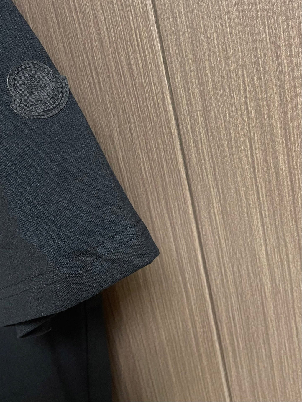 MONCLER 26S SHORT-SLEEVE T-SHIRT 680