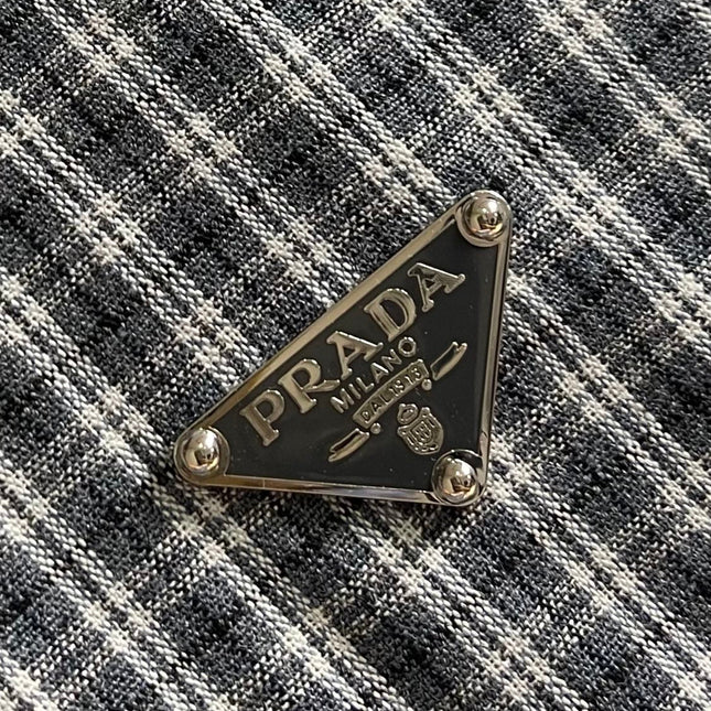 PRADA 26S REVERSIBLE JACKET 1140