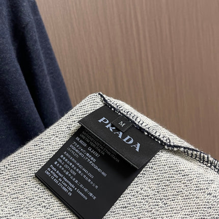 PRADA 26S SWEATSHIRT 1090