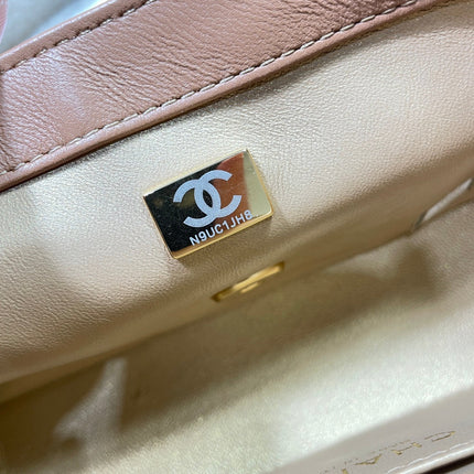 CHANEL 26S FLAP BAG 20 IN BROWN LAMBSKIN