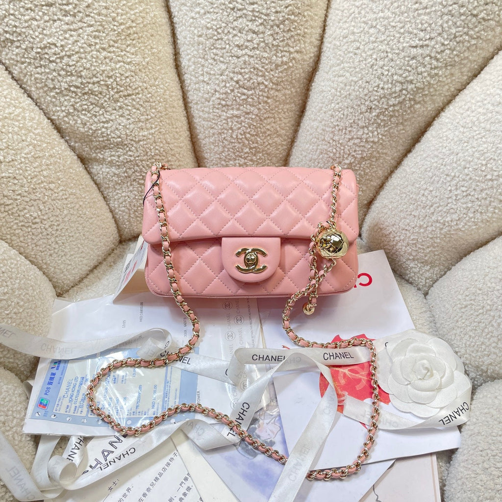 CHANEL 26S FLAP BAG 20 IN PASTEL PINK LAMBSKIN