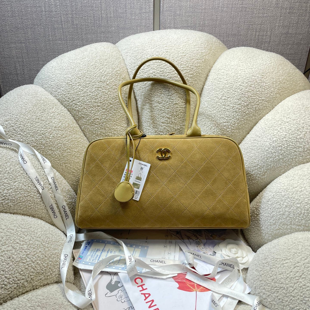 CHANEL 26S TOP HANDLE BAG MEDIUM 35 IN LIGHT BROWN QUILTED SUEDE AND CALFSKIN GOLD HARDWARE