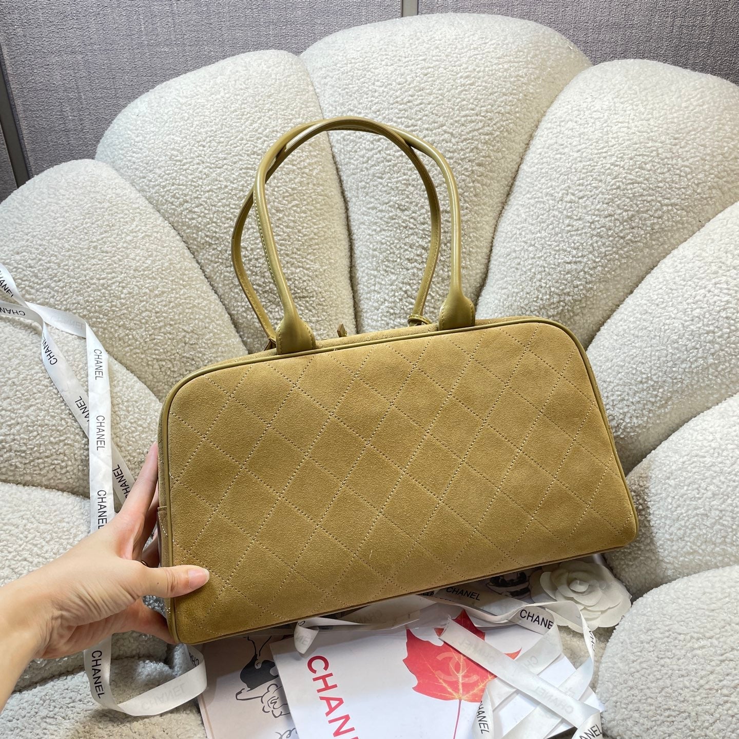 CHANEL 26S TOP HANDLE BAG MEDIUM 35 IN LIGHT BROWN QUILTED SUEDE AND CALFSKIN GOLD HARDWARE