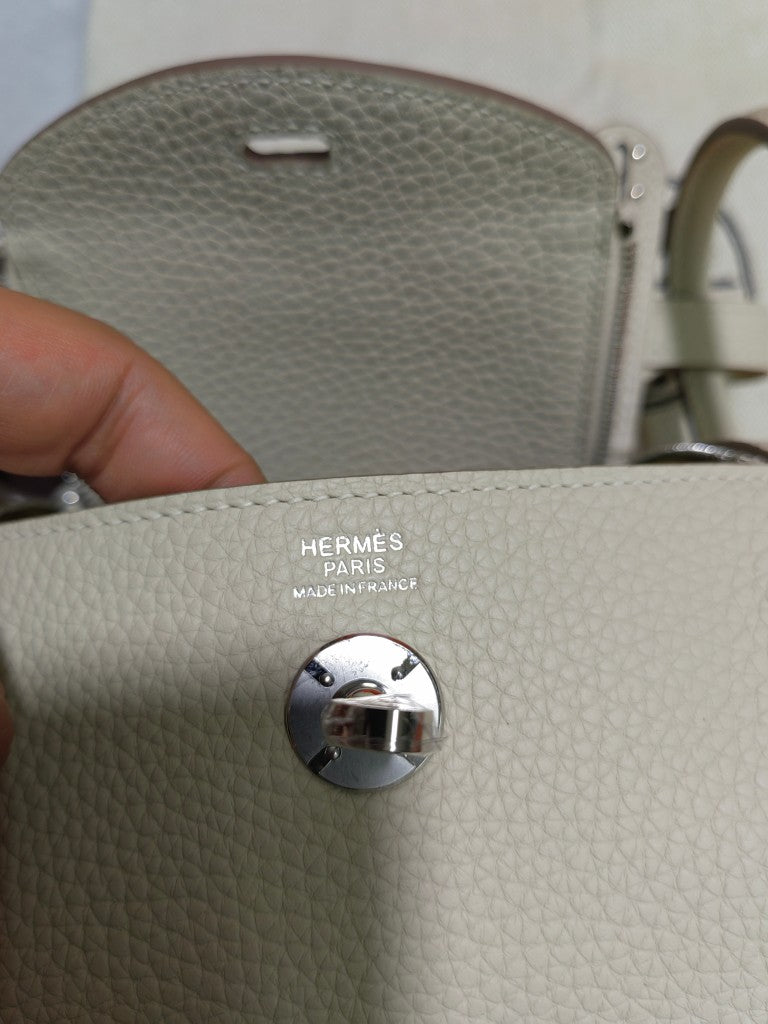 HM MINI LINDY 20 BAG IN PEARL GREY CALFSKIN