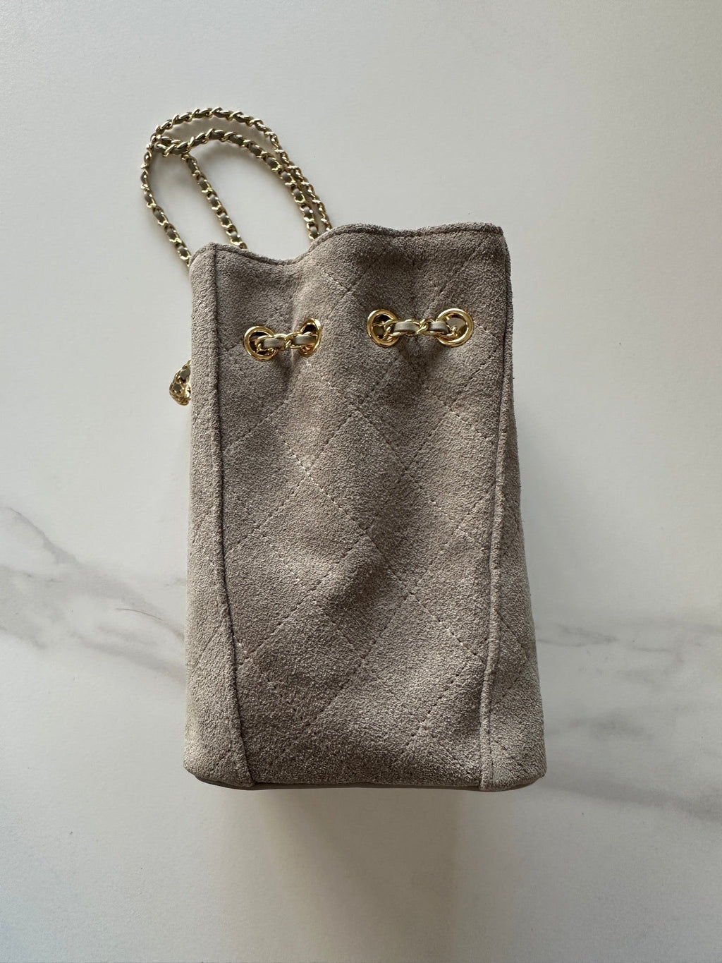 CHANEL 26S MINI BUCKET BAG 18 IN GREY QUILTED SUEDE GOLD HARDWARE