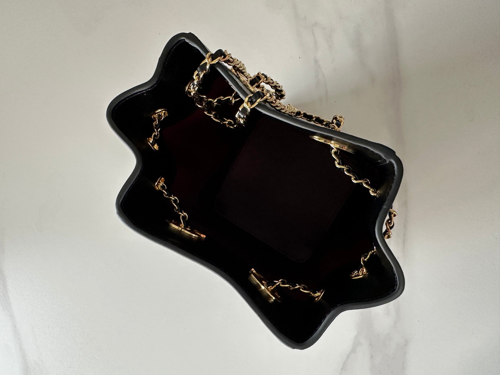 CHANEL 26S MINI BUCKET BAG 18 IN BLACK PATENT QUILTED CALFSKIN GOLD HARDWARE