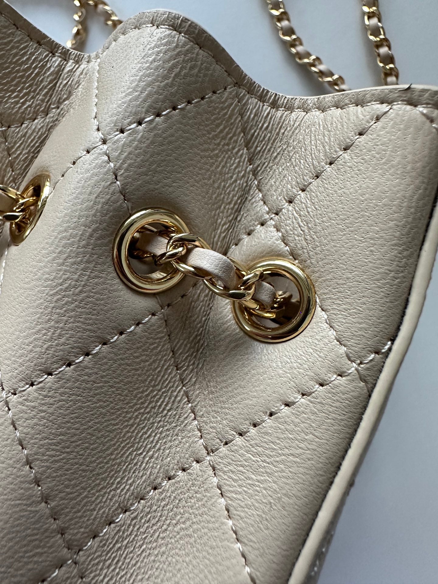 CHANEL 26S MINI BUCKET BAG 18 IN BEIGE QUILTED CALFSKIN GOLD HARDWARE