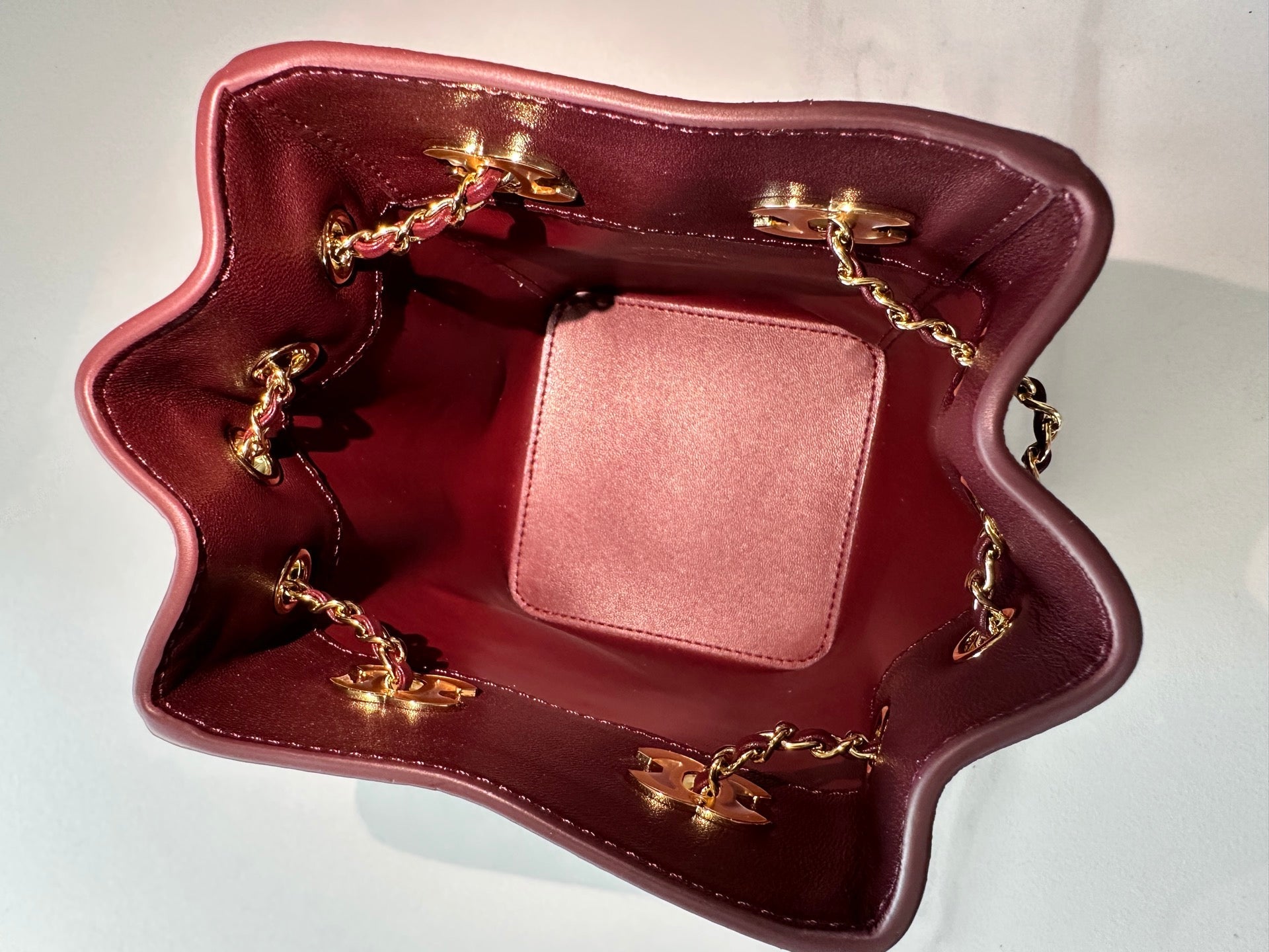 CHANEL 26S MINI BUCKET BAG 18 IN BURGUNDY RED QUILTED CALFSKIN GOLD HARDWARE