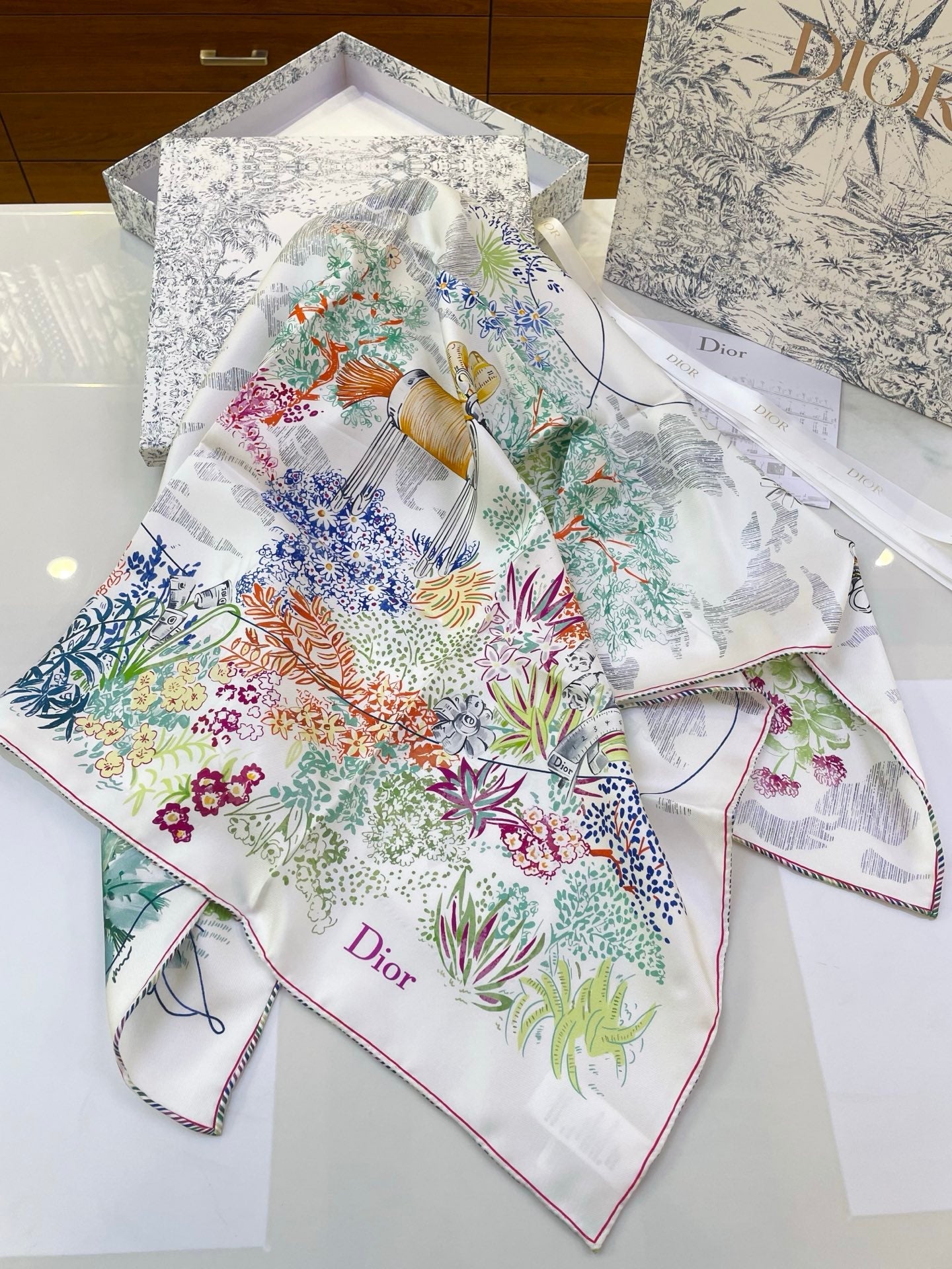 DIOR 26S SCARF 90CM IN SILK 318394